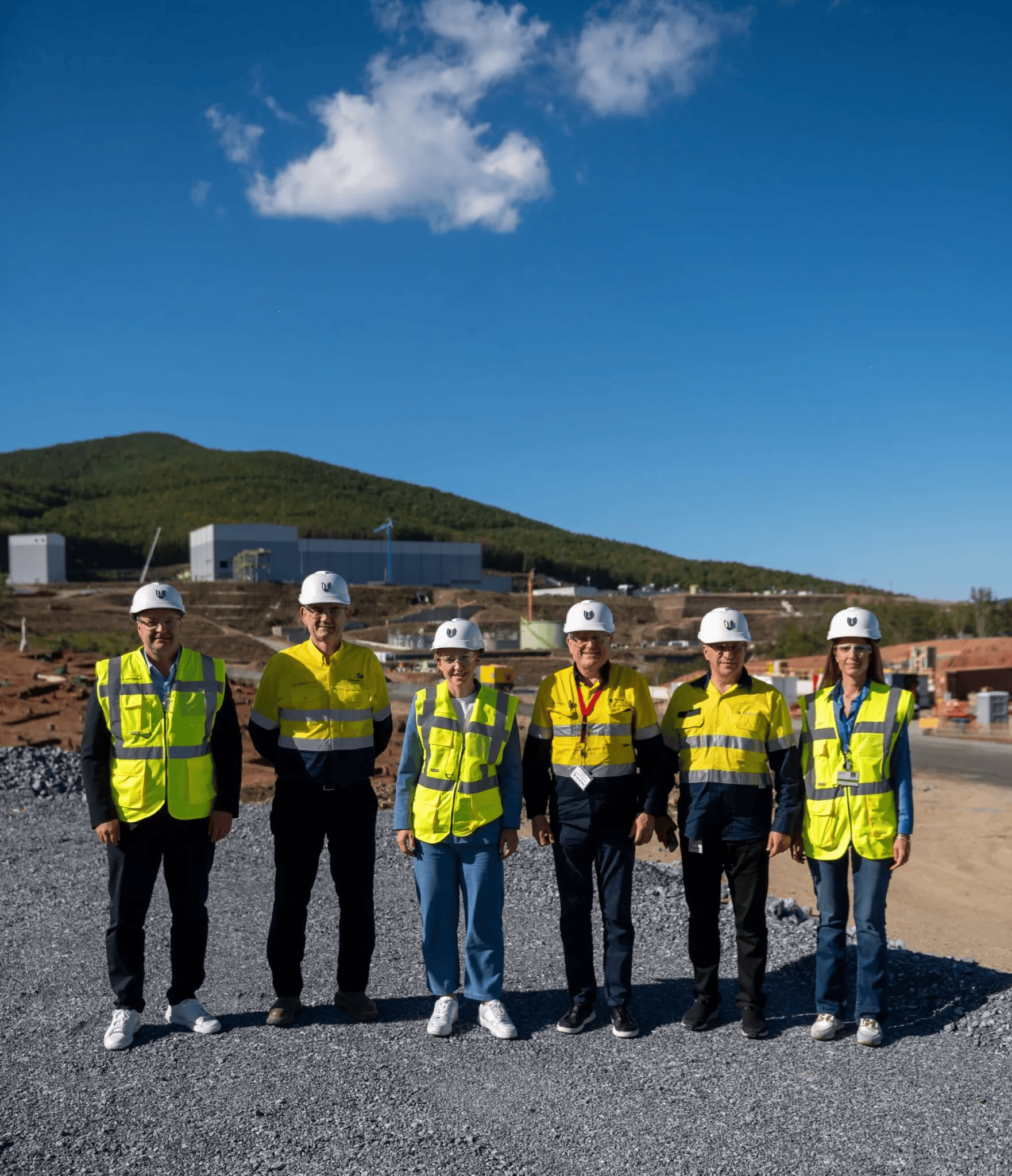 Η ομάδα της BAKCHOM Construction